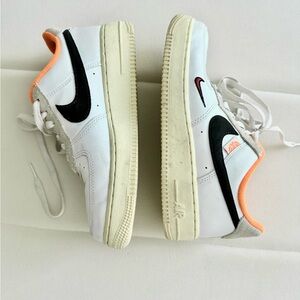 Nike, White and Black Sneakers with Orange Accents size 6 in men’s